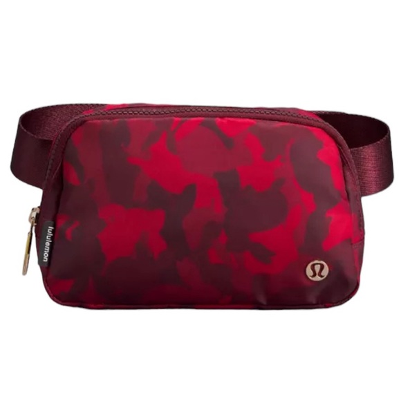 lululemon athletica Handbags - Lululemon Limited Edition Everywhere Belt Bag 1L